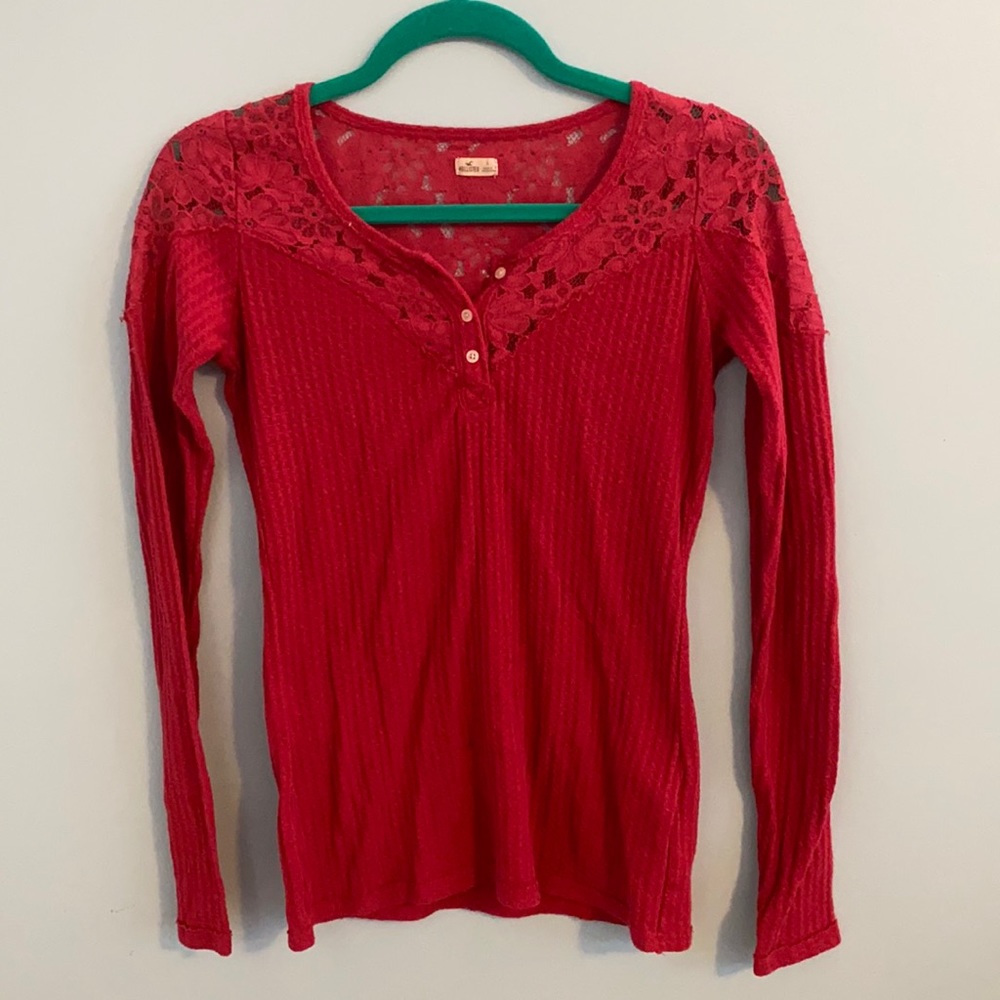 Hollister maroon long sleeve t-shirt